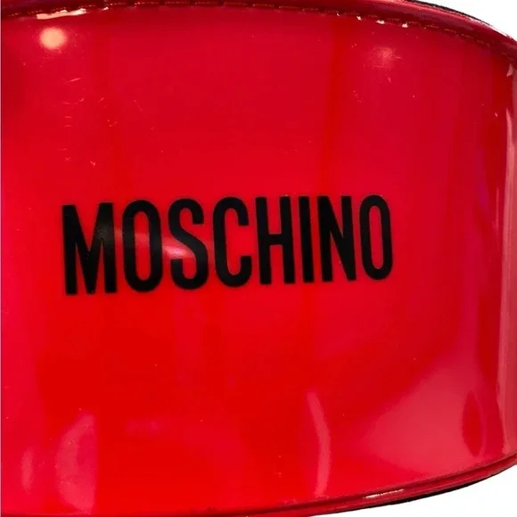 Moschino red patten leather sunglasses case - Picture 9 of 12